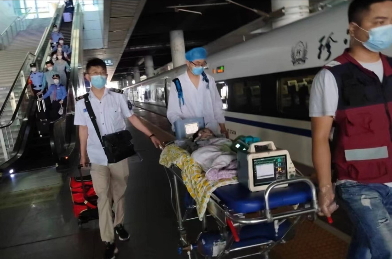 浮山县高铁转运公司